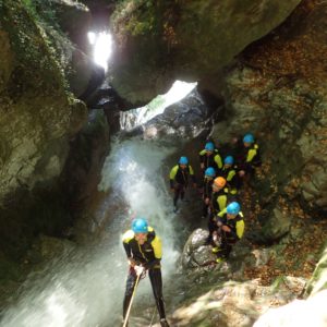 team-building-groupe-canyoning