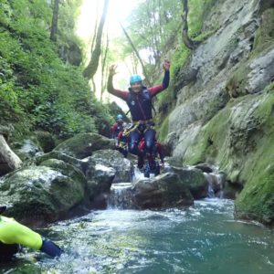 team-building-canyoning-isere